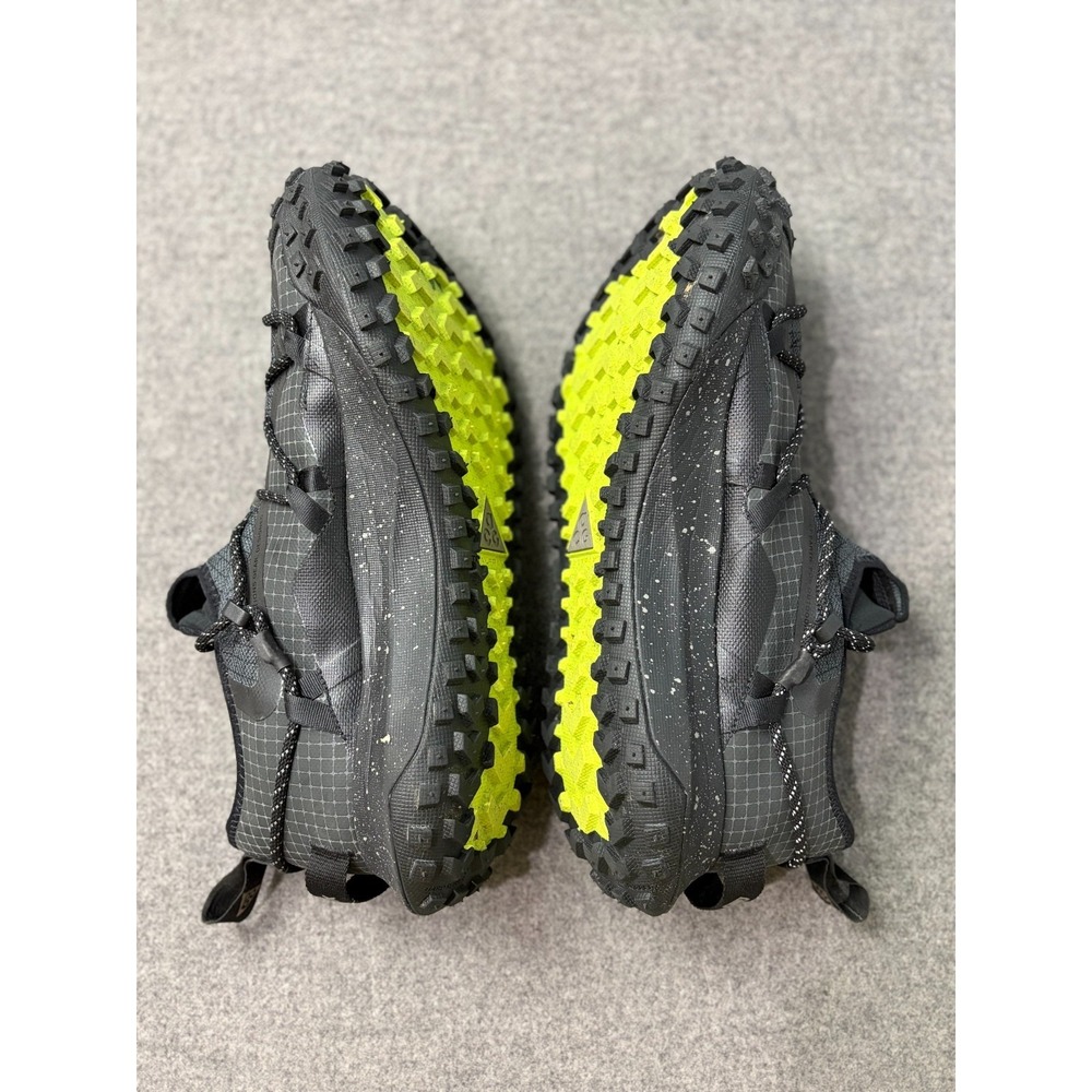 Nike ACG Mountain Fly Low Gore-Tex Sneakers Mens Size 11.5 Dark Gray DD2861-002 - Picture 12 of 15